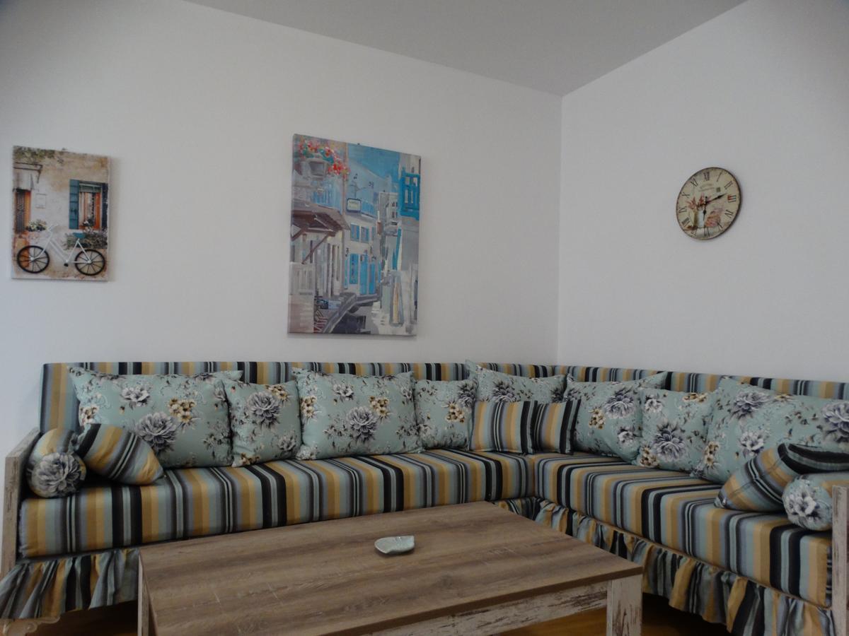 Lora Boutique Lägenhet Pomorie Exteriör bild